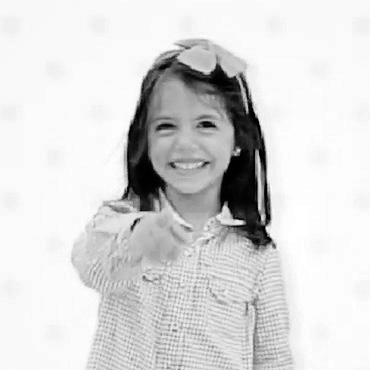 MAKE THIS GIRL LAUGH